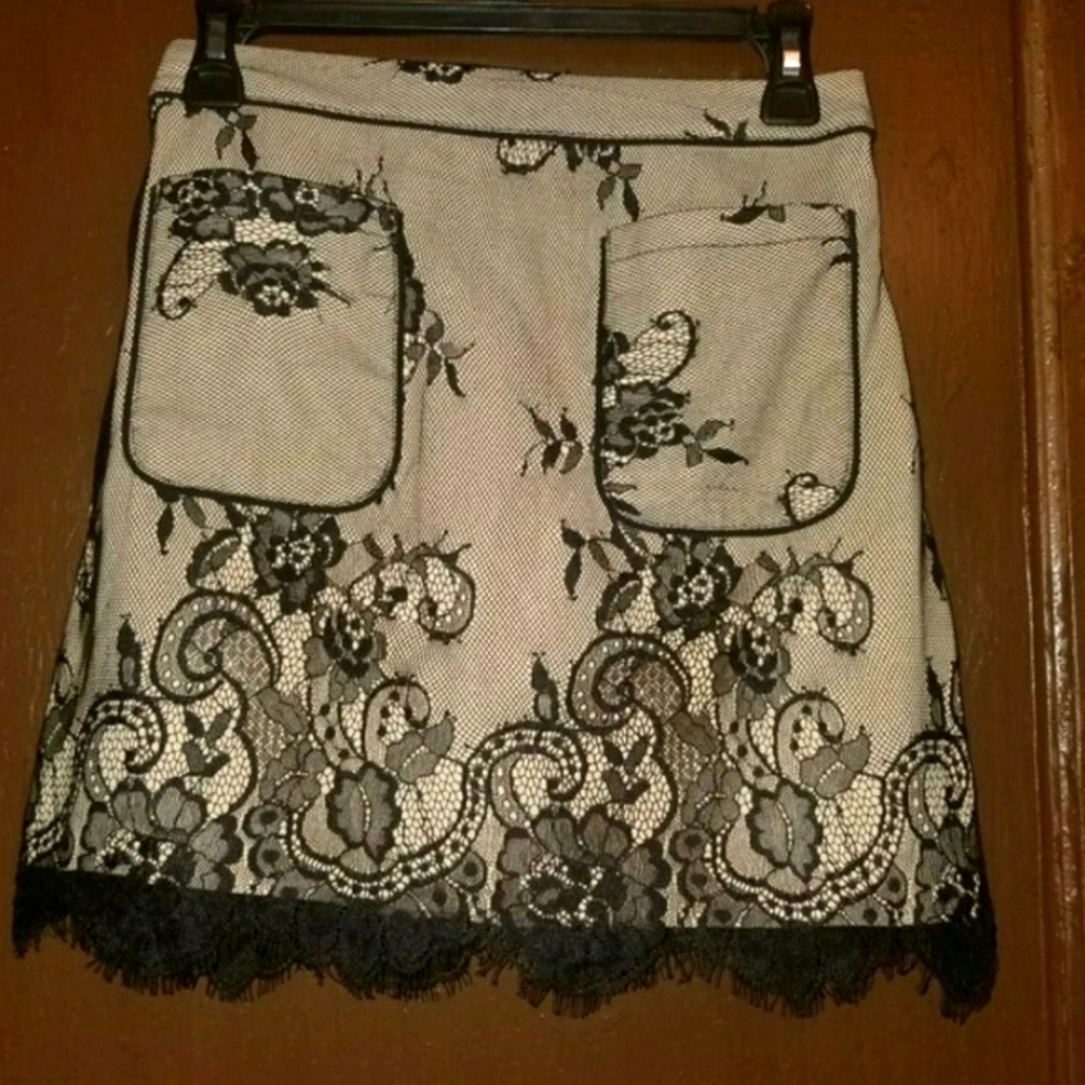 Ambercrombie & Fitch Black Lace Skirt Size 2
